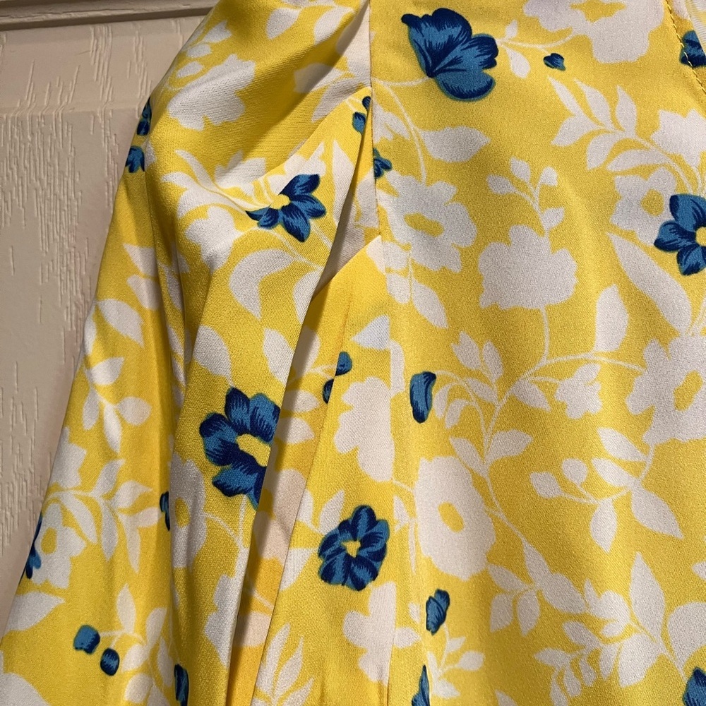 Elodie Floral Yellow and Blue Women's Top‎ Size M - Picture 7 of 8